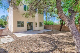 2406 Miki Ct in Henderson, NV - Building Photo - Building Photo
