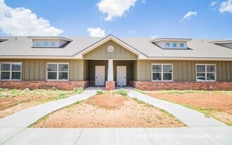 6927 20th St in Lubbock, TX - Building Photo