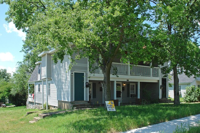 1111 W Grove Ave in Nashville, TN - Building Photo - Building Photo