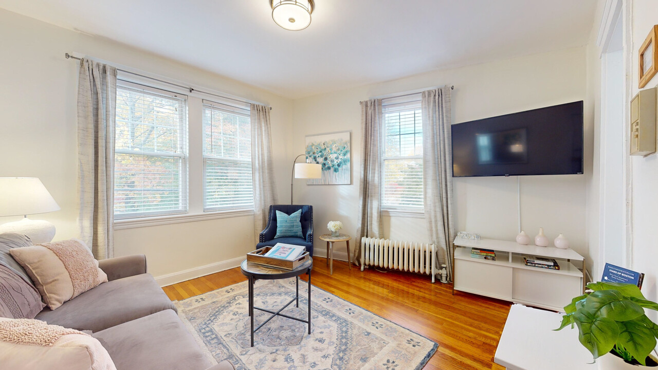 191 Kent St, Unit #3 in Brookline, MA - Foto de edificio