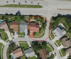 6070 Serene Run in Greenacres, FL - Building Photo