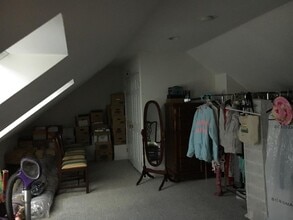 373 Main St, Unit B in New Canaan, CT - Foto de edificio - Building Photo