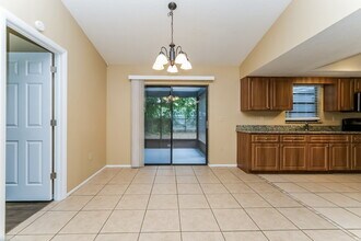 11243 Elgin Blvd in Spring Hill, FL - Building Photo - Building Photo