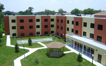 Manor at West Bartow in Bartow, FL - Building Photo - Building Photo