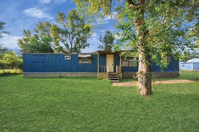 21834 E Martin Dr in Porter, TX - Building Photo - Building Photo