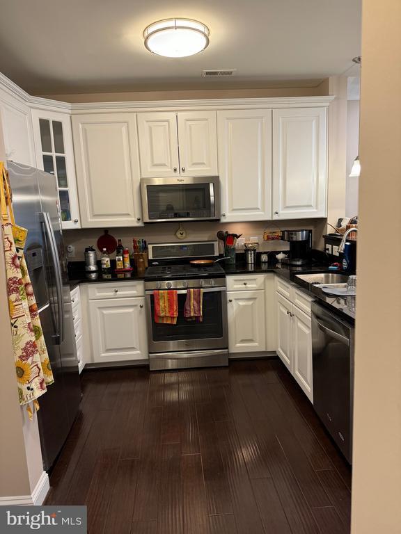3910 Doc Berlin Dr in Silver Spring, MD - Building Photo - Building Photo