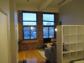 314-330-330 W 2nd St in Boston, MA - Building Photo - Building Photo