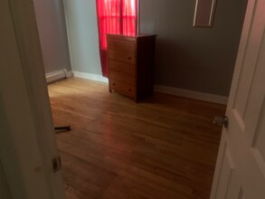 134 Scranton Ave in Lynbrook, NY - Building Photo - Building Photo