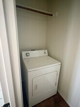 4057 W Spring House Dr in Fayetteville, AR - Building Photo - Building Photo