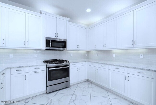 property at 4171 Crescent Ct