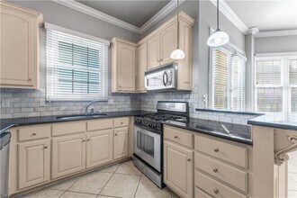 2612 S Everest Ave in Rogers, AR - Building Photo - Building Photo