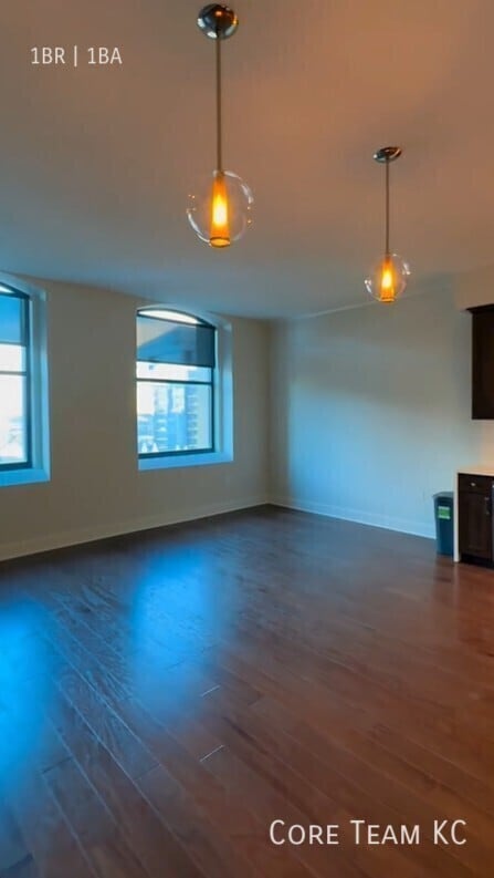 property at 106 W 14th St