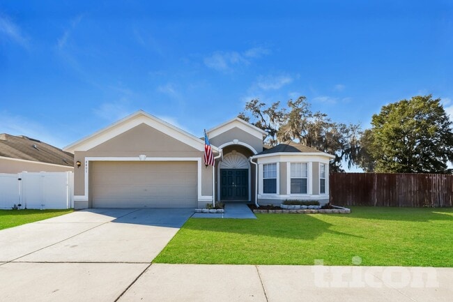 property at 4401 Reynolds Ridge Ct