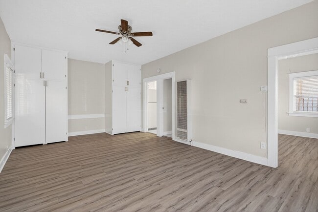 915 Cherry Ave, Unit 112 in Long Beach, CA - Building Photo - Building Photo