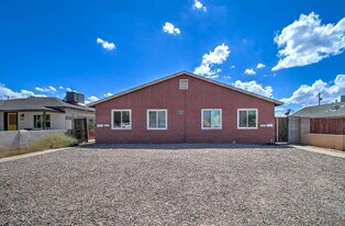 1501 E Roosevelt St in Phoenix, AZ - Building Photo