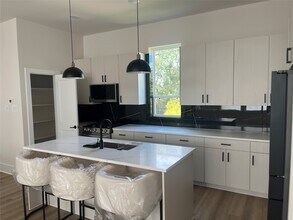 4706 Thornton Villas Ln in Houston, TX - Building Photo - Building Photo