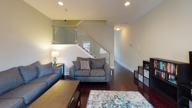 2610 Webster St in Philadelphia, PA - Building Photo - Building Photo