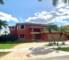 14964 SW 32nd Terrace in Miami, FL - Building Photo
