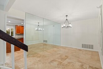 681 Triunfo Canyon Rd in Westlake Village, CA - Building Photo - Building Photo