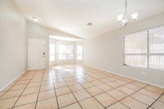 5216 Backwoodsman Ave in Las Vegas, NV - Building Photo - Building Photo