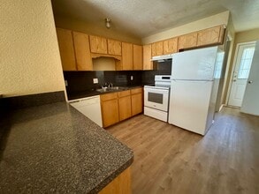 4402 Jeff Scott Dr in Killeen, TX - Building Photo - Building Photo