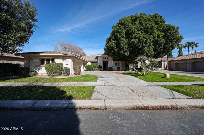 1710 W Bartlett Way in Chandler, AZ - Building Photo - Building Photo