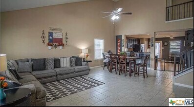 2502 Diamondback Trl in New Braunfels, TX - Building Photo - Building Photo