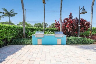 1210 NW 13th St in Boca Raton, FL - Building Photo - Building Photo