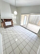 1610 Gallant Fox Dr in Florissant, MO - Building Photo - Building Photo
