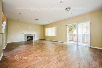 20300 Vanowen St in Los Angeles, CA - Foto de edificio - Building Photo