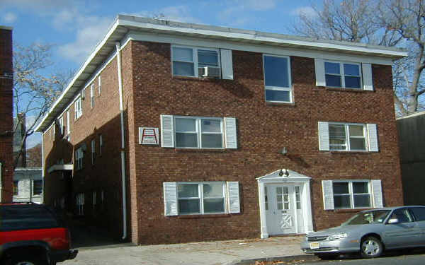 527-529 Kearny Ave in Kearny, NJ - Building Photo - Building Photo