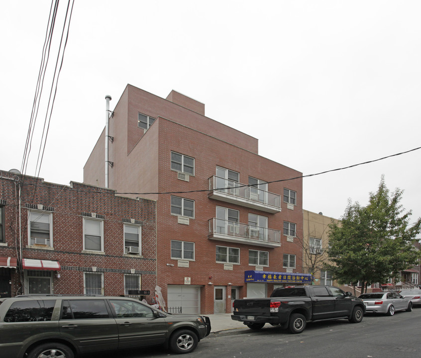 950 41st St in Brooklyn, NY - Building Photo