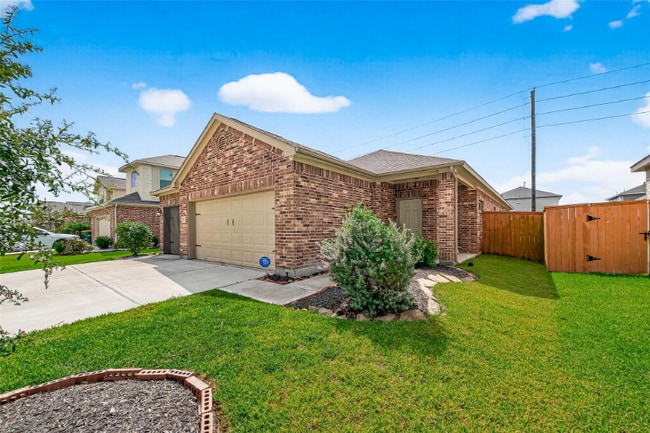 property at 9241338059 A