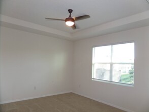 5475 Sunshine Dr in Wildwood, FL - Foto de edificio - Building Photo