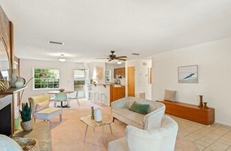 1701 Castile St in St. Augustine, FL - Building Photo - Building Photo