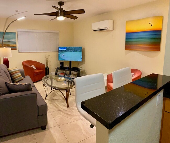 Bayridge Apartments in Fort Lauderdale, FL - Foto de edificio - Building Photo