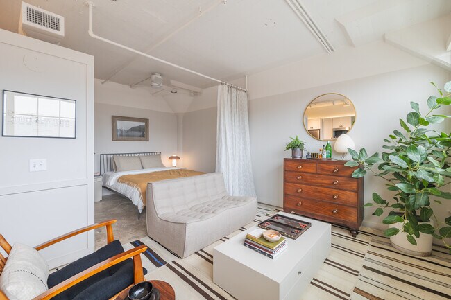 Storehouse Nine in North Charleston, SC - Foto de edificio - Interior Photo