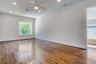 2221 Rosewood St in Houston, TX - Building Photo - Building Photo