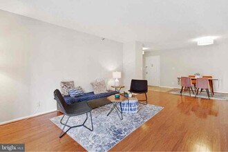 900 N Stafford St in Arlington, VA - Building Photo - Building Photo