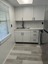 1735 6th Ave SW, Unit 7 in Vero Beach, FL - Foto de edificio - Building Photo