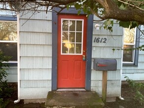 1612 W 8th Ave in Eugene, OR - Building Photo - Building Photo