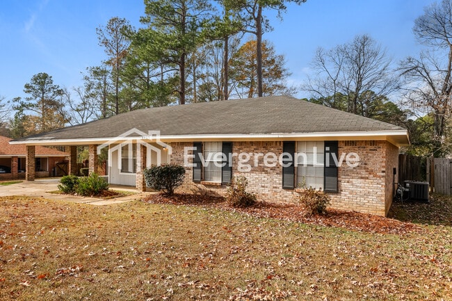 6153 Floral Dr in Jackson, MS - Building Photo - Building Photo