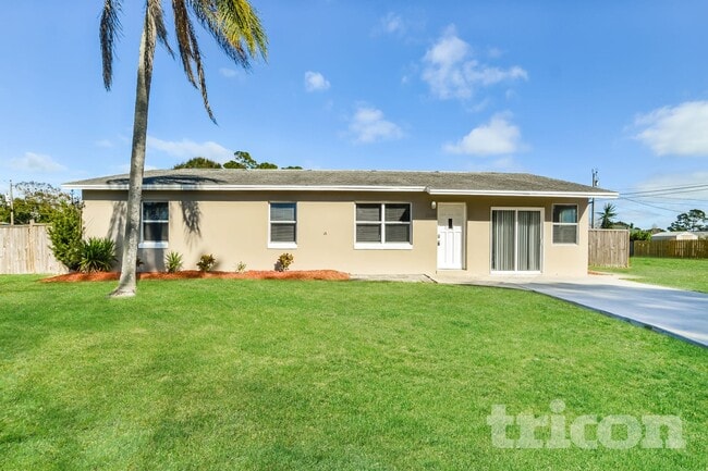 property at 2129 Willow Oak Dr