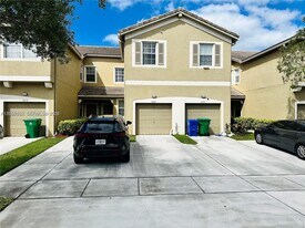 4264 SW 132nd Wy in Miramar, FL - Building Photo