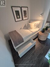 88 Queen St E in Toronto, ON - Building Photo - Building Photo