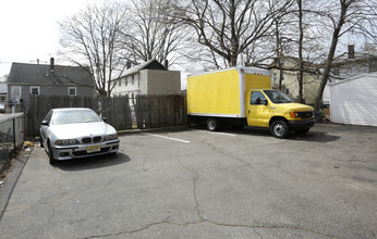 30 Howard St in New Brunswick, NJ - Building Photo - Building Photo