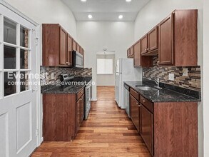 9005 Heatherfield Ct in Fort Washington, MD - Building Photo - Building Photo