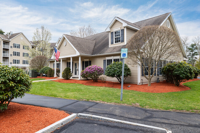 Kensington Place in Salem, NH - Building Photo - Building Photo