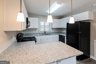 6269 Cathedral Ln in Stonecrest, GA - Building Photo - Building Photo