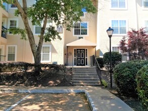 3655 Habersham Rd NW in Atlanta, GA - Building Photo - Building Photo